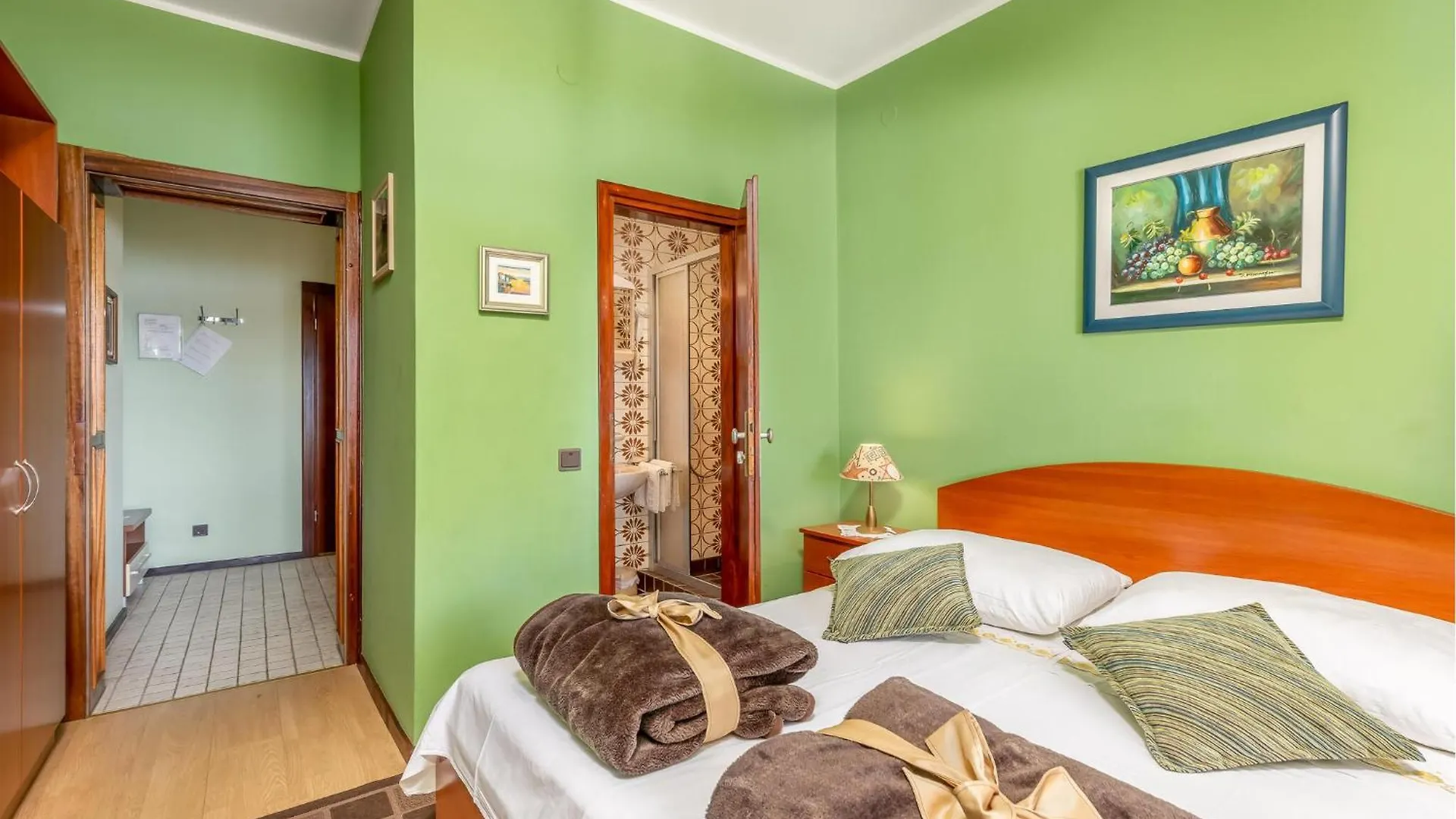 Awesome Apartment In Palit With Wifi Croatia